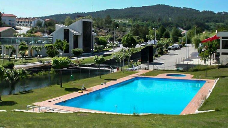 Hotel Montemuro Castro Daire Exterior foto